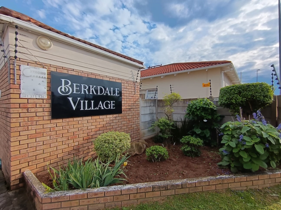 2 Bedroom Property for Sale in Parsonsvlei Eastern Cape